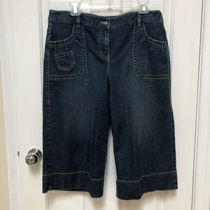 LOFT mid-rise wide leg crop jeans. EUC